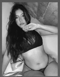 PRETTY GIRL❤️‍🔥 de blair_rouxxx  6 photos