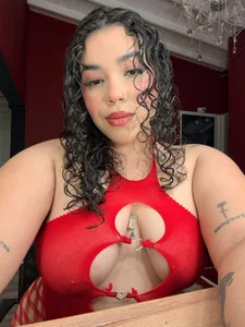 Public de krisstenSantos  2 photos