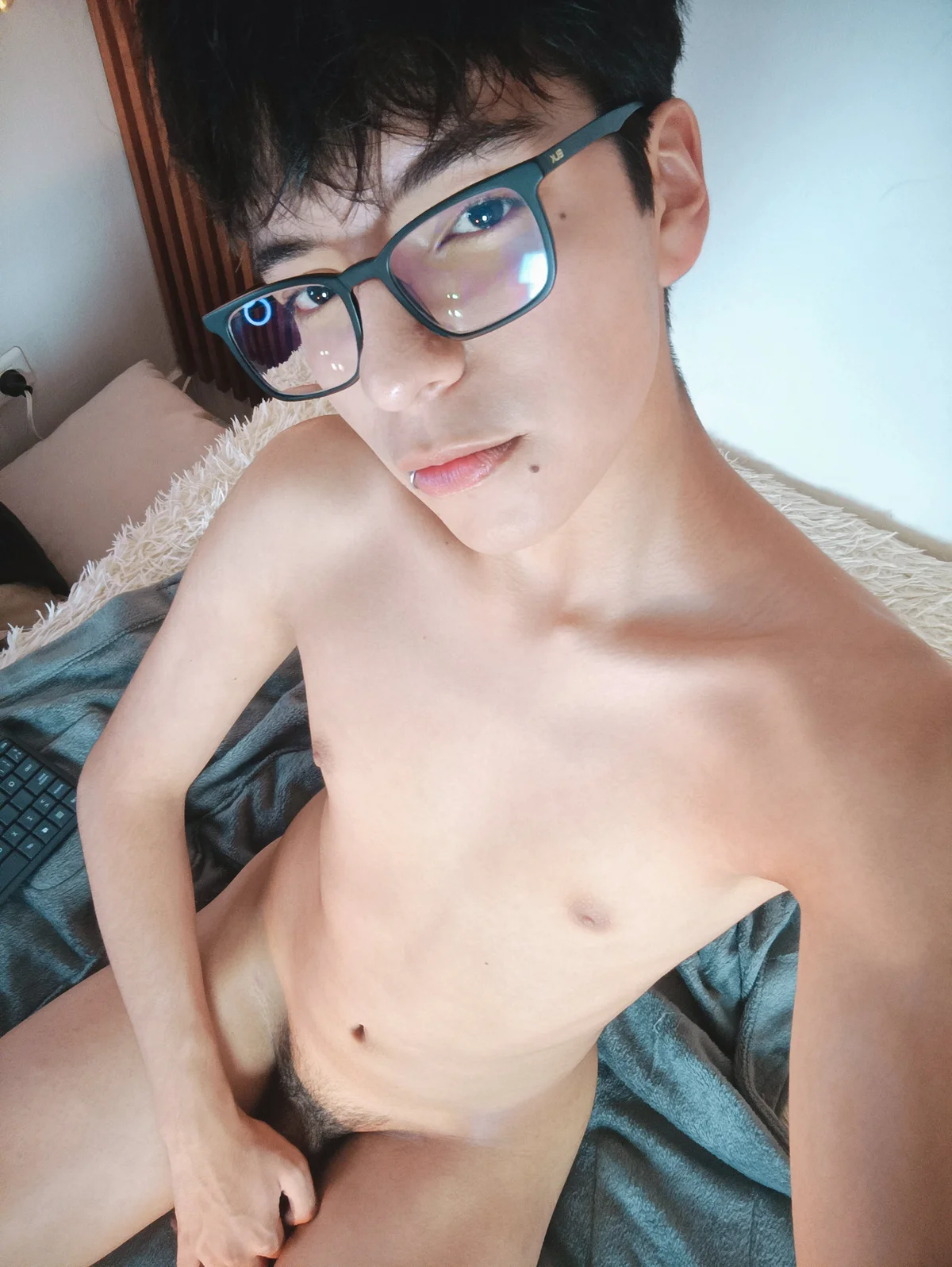 Milo_Wolff Gambar Trending 9406