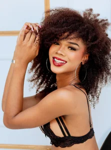 NaomiSteward: I'm exploiting my sensuality 🥵🔥 ( 7 фото)