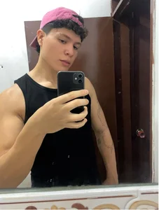 Ethan_Hunter Public 圖片