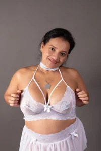 MarilynMiilf_: "The Essence of White" ( 2 фото)