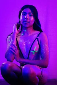 HopemorettiのSEXY NEON💙の 7枚の写真