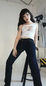 Amber_Glow_ Blue jeans🩵 Pic 4