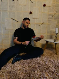 jonasbeards Thoughtful and romantic bohemian Hình 8