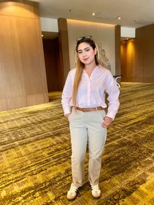 Miabonnett_ 🤓 Pic 2