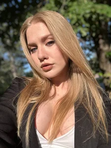 TanjaHixson Hi! Nice to meet you! Pic 4