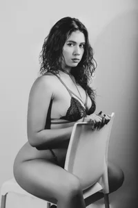 Brenda_jamess Black and white Billede 3