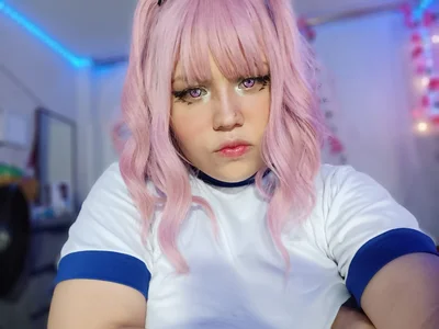 crystal7u7 uwu senpai Immagine 