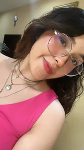 Chickyy vibes de ShebaBonne  2 photos