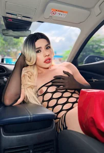 Sasha_TitanX 😈Worship the Titan Goddess👠💥 Bilde 5