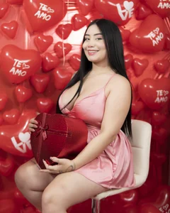 haylie_ valentine's day 2025 Foto 3