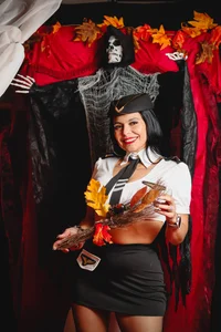 CharlotteCottin I'll take you to paradise, happy halloween 🛩🎃👻 Pic 7