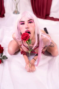 Lunamistyc 💃🏽🔥 Small body… big temptation. รูป  3