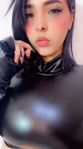 Eva_Grace_ 𝕋𝕙𝕖 𝕓𝕝𝕒𝕔𝕜 𝕚𝕤 𝕥𝕙𝕖 ℕ𝕖𝕨 ℂ𝕠𝕝𝕠𝕣♡♡ Immagine  4