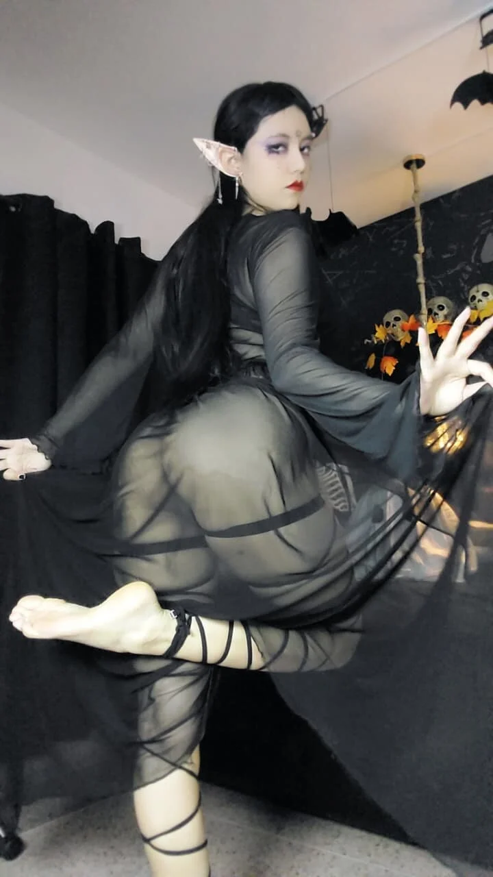 AlexHoe_のHalloween Costumes 2026の枚の写真