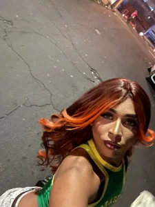 AshleyThenison Public Poză 5