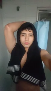 SrJacobs 🚿 зображення 3