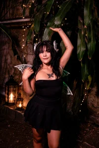 isabellaa_clarkk kullanıcısının Your favorite fairy 🧚🏻😻 albümü -  6 fotoğraf