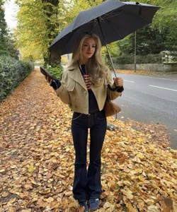 Miss_blonde_queenLast Autumn 🍂图片