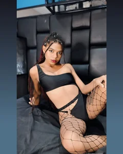 Ivonne_Russell Public зображення