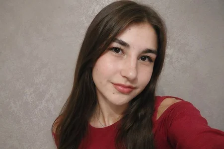 I did a new makeup, does this look suit me? de JackieWebb  3 Imagens