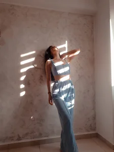 EmillyTaylor: New - bits of my life outside camming ( 7 фото)