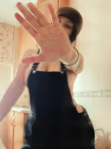 pornografiti Public টি ছবি