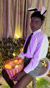 NoahJhonson69 Happy Easter! - 2026 Foto 4