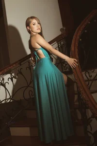 EveBensonX Public Pic