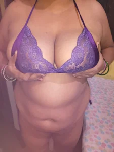 Queen_Kajal84's XXX Nude Photo 2