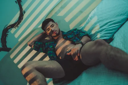 EdwardRoss_ kullanıcısının Your favorite boy albümü -  4 fotoğraf