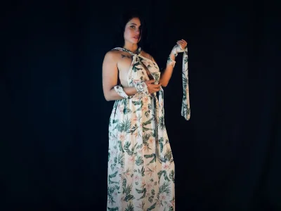 Dana_Jeins My favorite flower dress 💮🌼 Pic 2