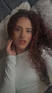 FACE de Miia002  Imagens