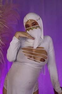 Alana_abad Thank you all 💜 Poză 2