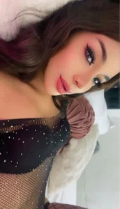 CharlotteMavis sexy face Billede 2