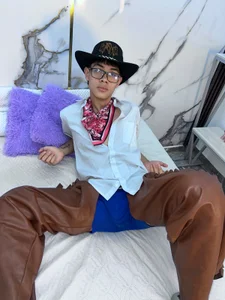 Your favorite cowboy! 🤠 de Andrew16__Re  4 photos