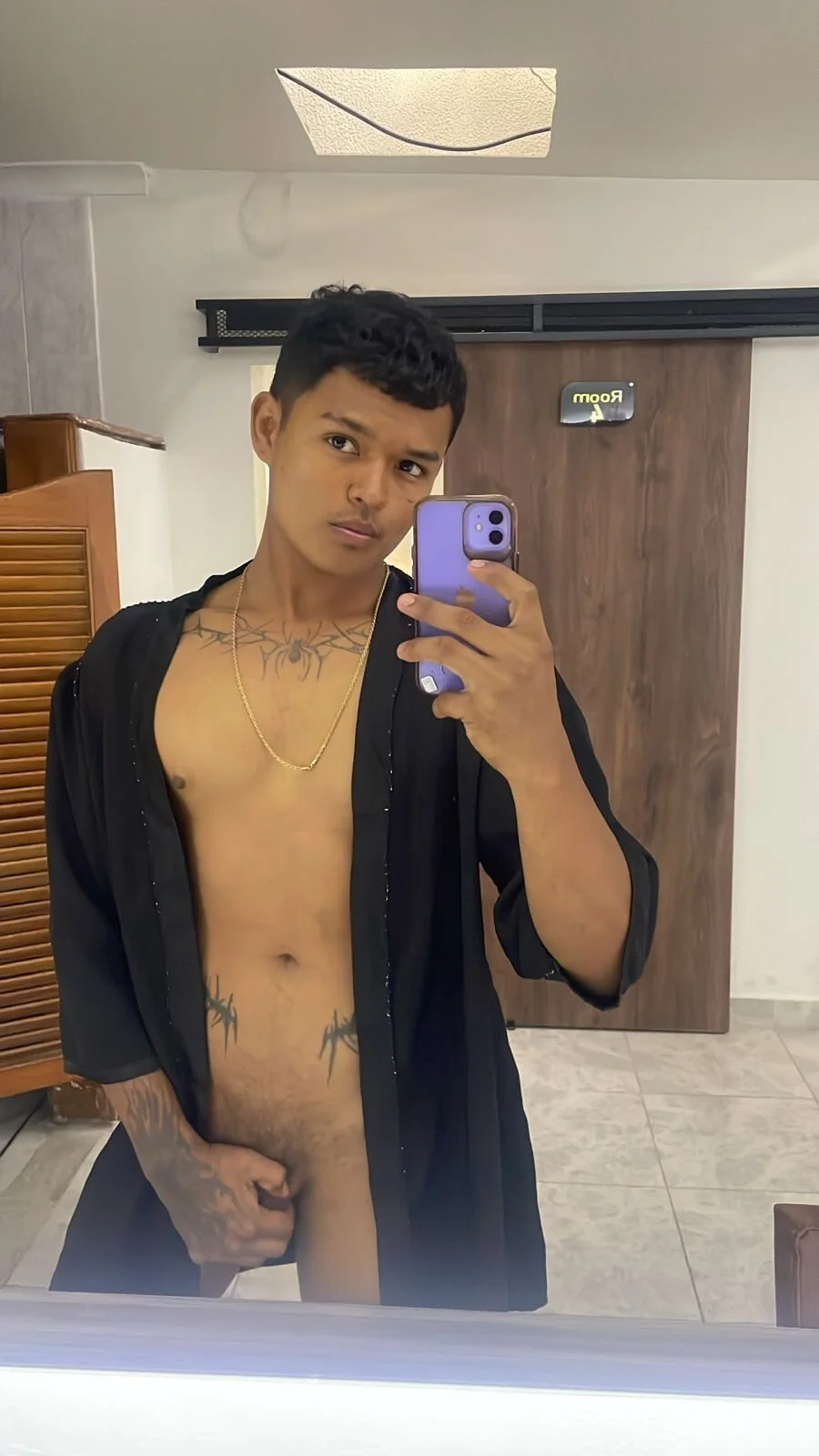 AndrewKenoxx_  5579. kiemelt képe