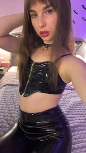 megann_fox2 Latex 🐈‍⬛ Pic