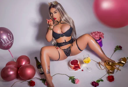 CourtneyRoses My Happy birthday! 🎈🎉🎁 Pic 3