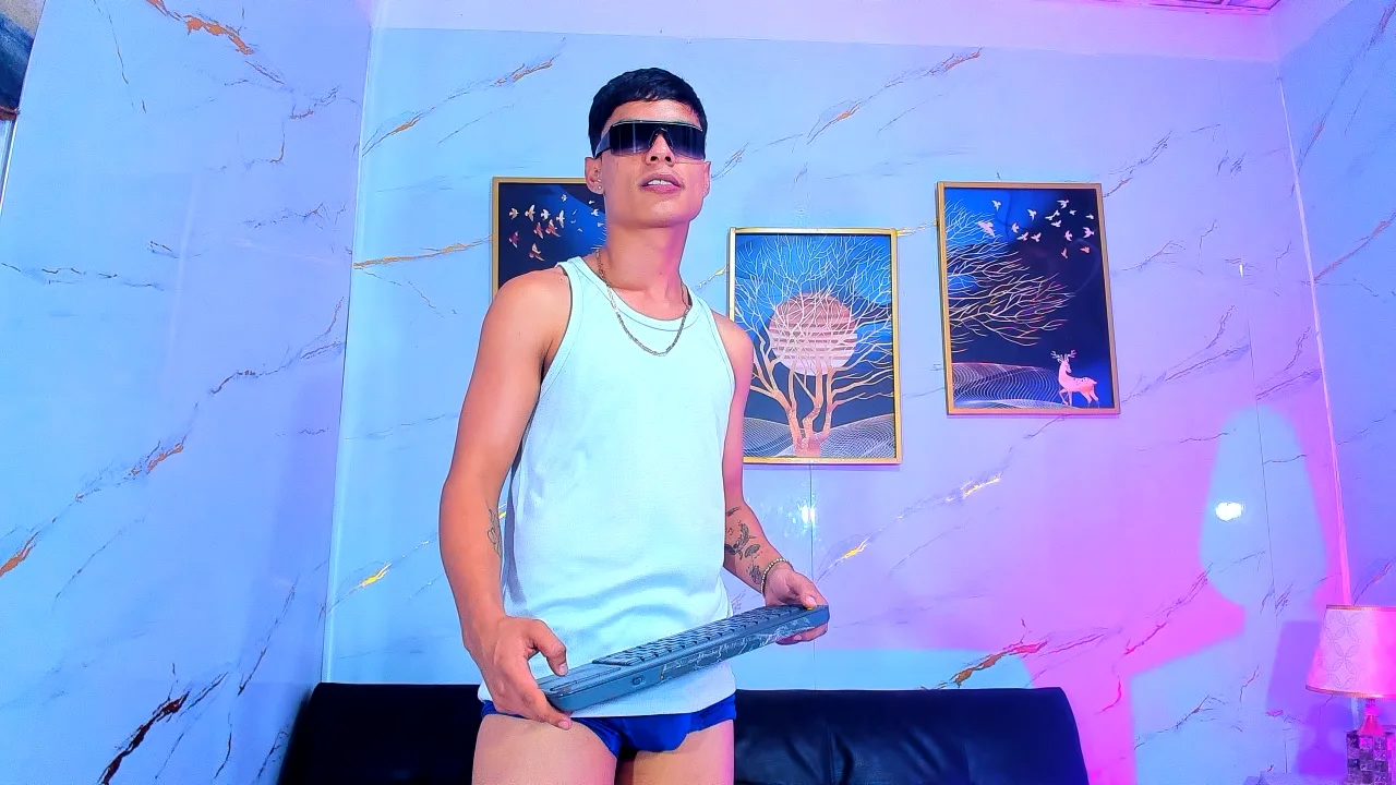 Dayron de Latin_twink_lyam1  2 Imagens