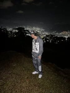 ARES_HOT22 Public Foto 4