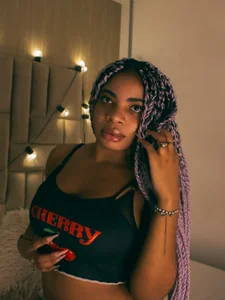 Sweet Cherry 🍒 de CherryWilliams  Imagens