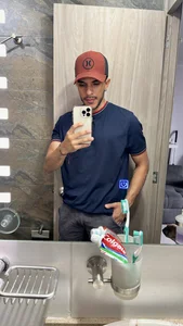 anddy_white Public  7টি ছবি
