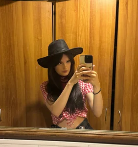 YunaVelour Naughty cowboy Pic 5