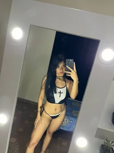 Me 💜 od anny_vittar  2 snímek