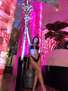 ⌛️ de AmyBlackk  5 Imagens