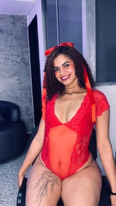 Saray-sexy1: I like this tension ( 4 фото)