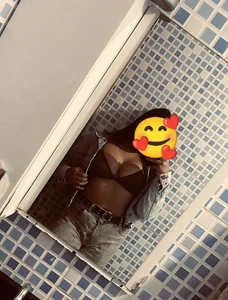 Miss__lovehot1 Public Pic 4