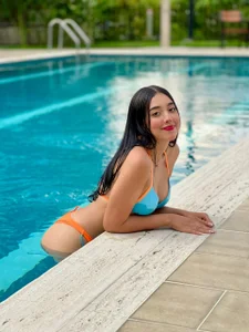 ScarlettBlaze_ Pool Day صورة واحدة|ScarlettBlaze_ Pool Day صورتان|ScarlettBlaze_ Pool Day  صور|ScarlettBlaze_ Pool Day  صورة